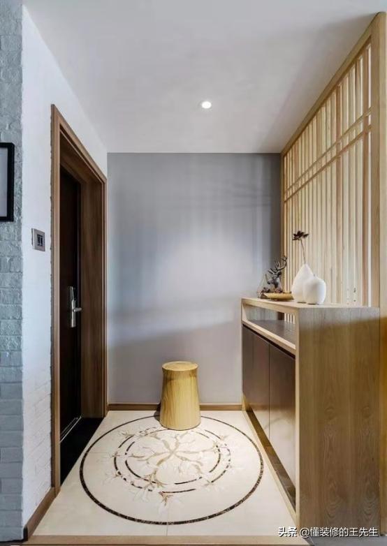 小户型进户门对卫生间门如何设计,家里入户门对厕所门怎么办