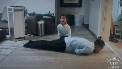 幼儿园对抗新型冠状病毒亲子游戏,预防新型冠状病毒的体能游戏