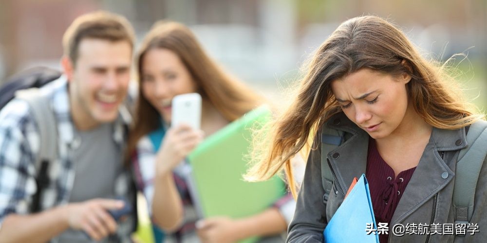 美国大学兄弟会里的*力暴**与欺凌