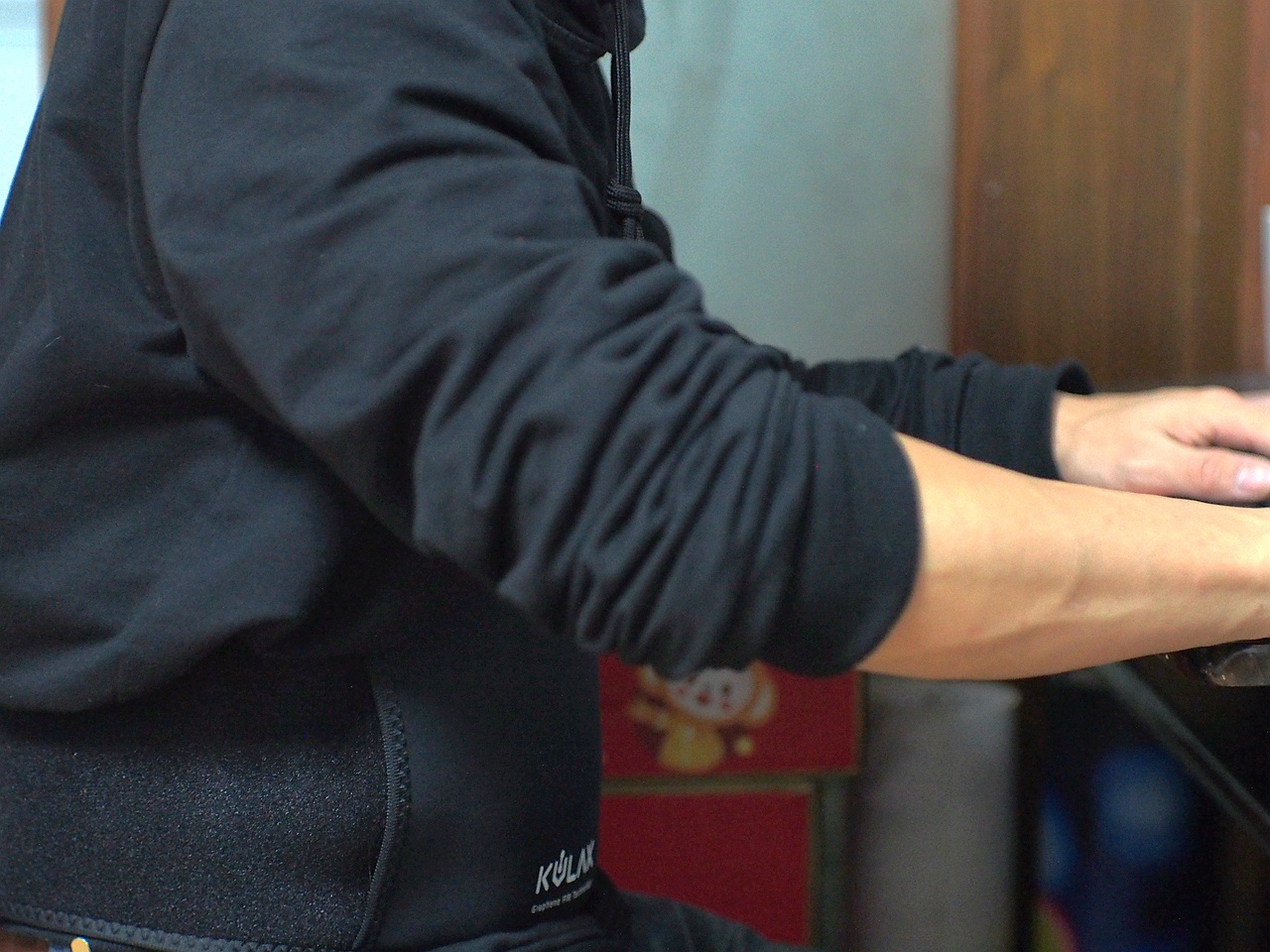 防止腰部受凉护腰产品,腰部发热护腰神器