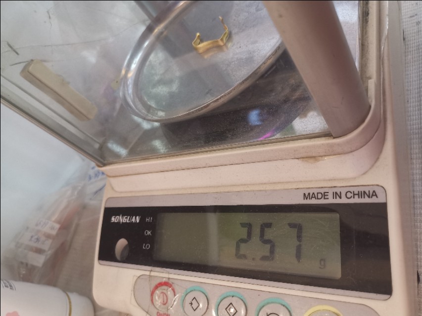 黄金戒指翻新一般多少钱,黄金戒指换款式怎么换没有加工费