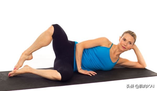 不良坐姿伤腰椎！腰痛、腰酸、腰僵硬，几个动作快速缓解腰痛