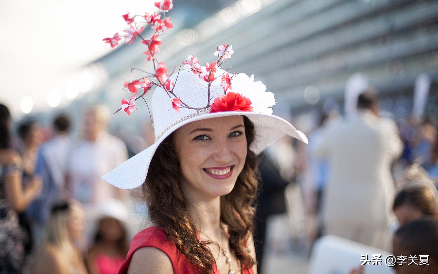 赛骆驼赛马奖金都上亿还有什么能阻止阿拉伯土豪？！