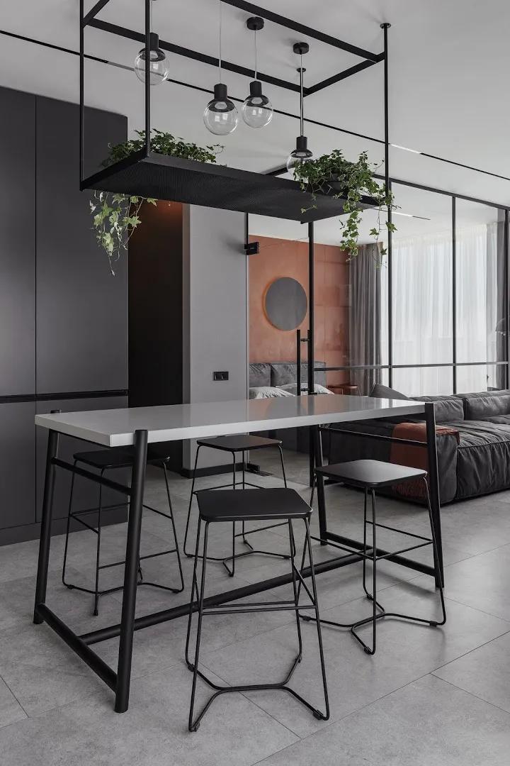 有宁静的灰有饱满的赤陶土色，让平衡元素覆盖全屋