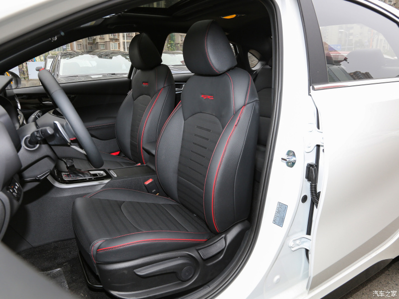 起亚k319款1.5lcvt,起亚k3和悦动哪个更省油