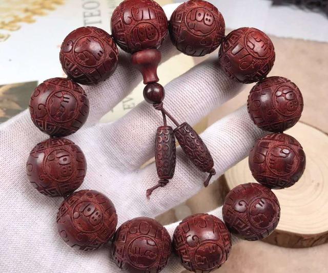 红木家具你了解多少,紫檀手串怎么盘最好