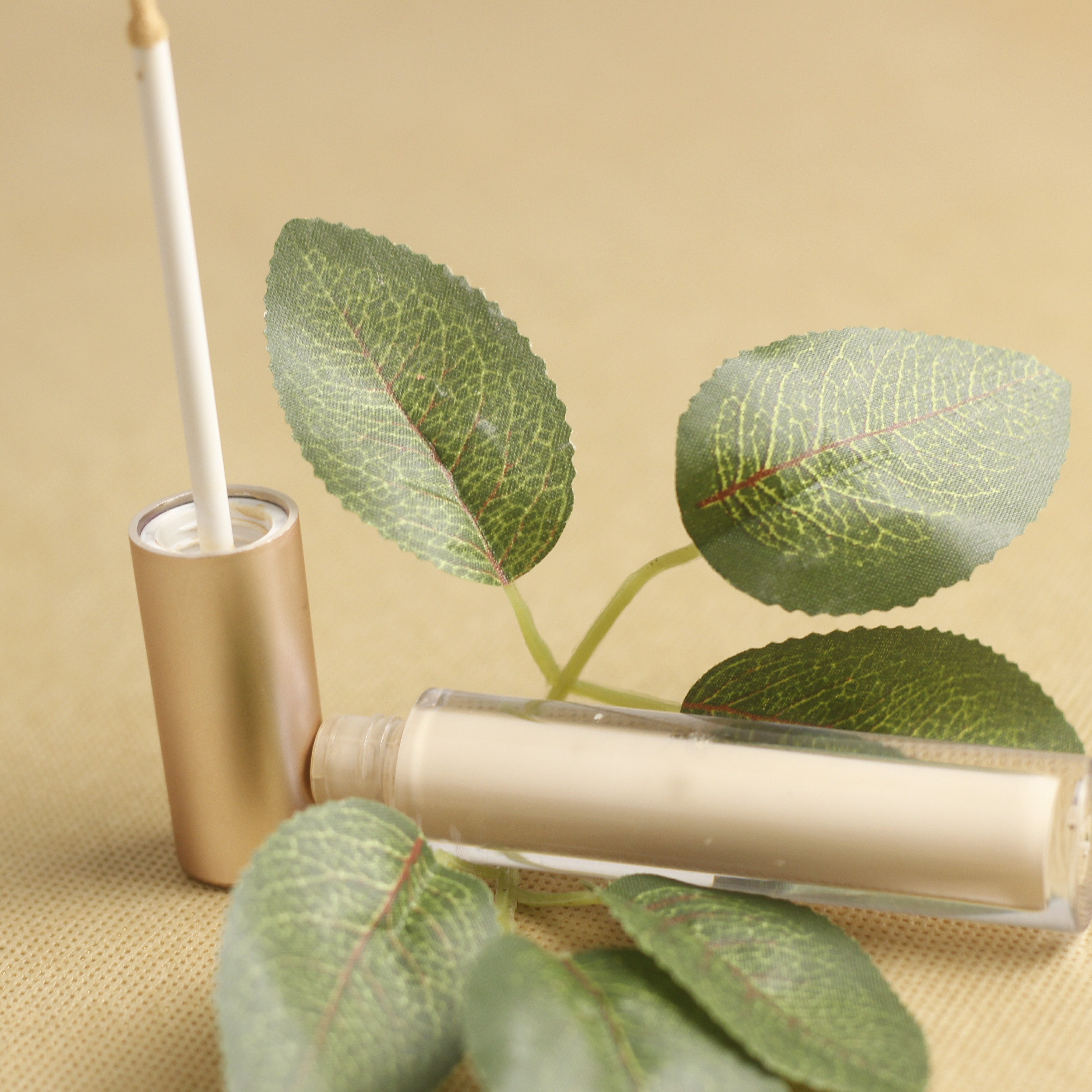 遮瑕笔遮盖斑点痘印泪沟黑眼圈,怎么遮盖黑眼圈跟痘印