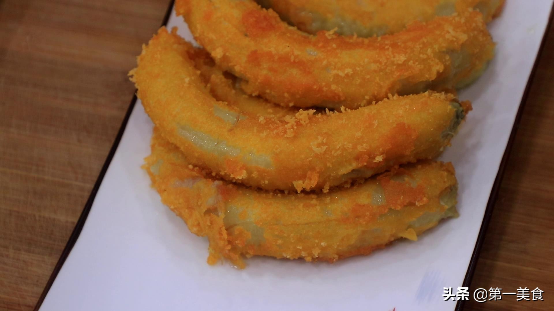 香蕉面包糠怎么炸最好吃,用面包糠炸会爆浆的香蕉