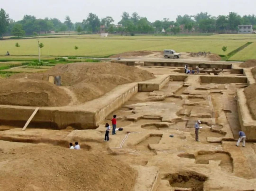 洛阳十三朝古都地理优势在哪里,洛阳十三朝古都分别是哪十三朝