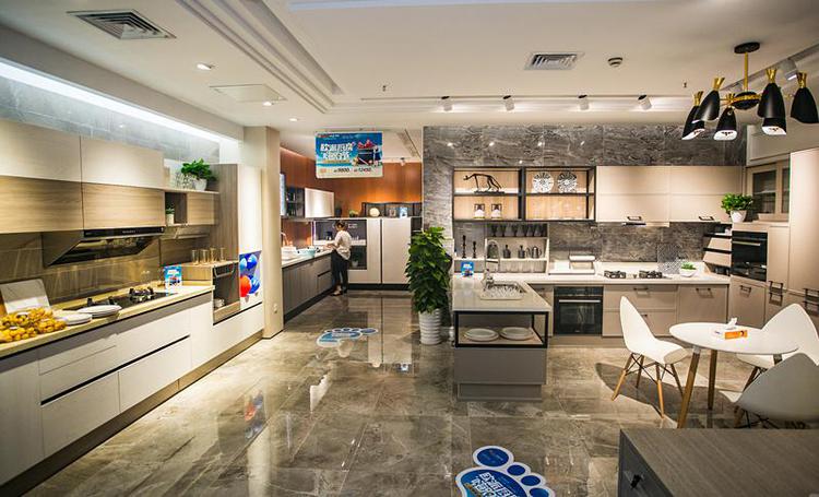 鍥界編姗辨煖,鍥界編榛戜紞