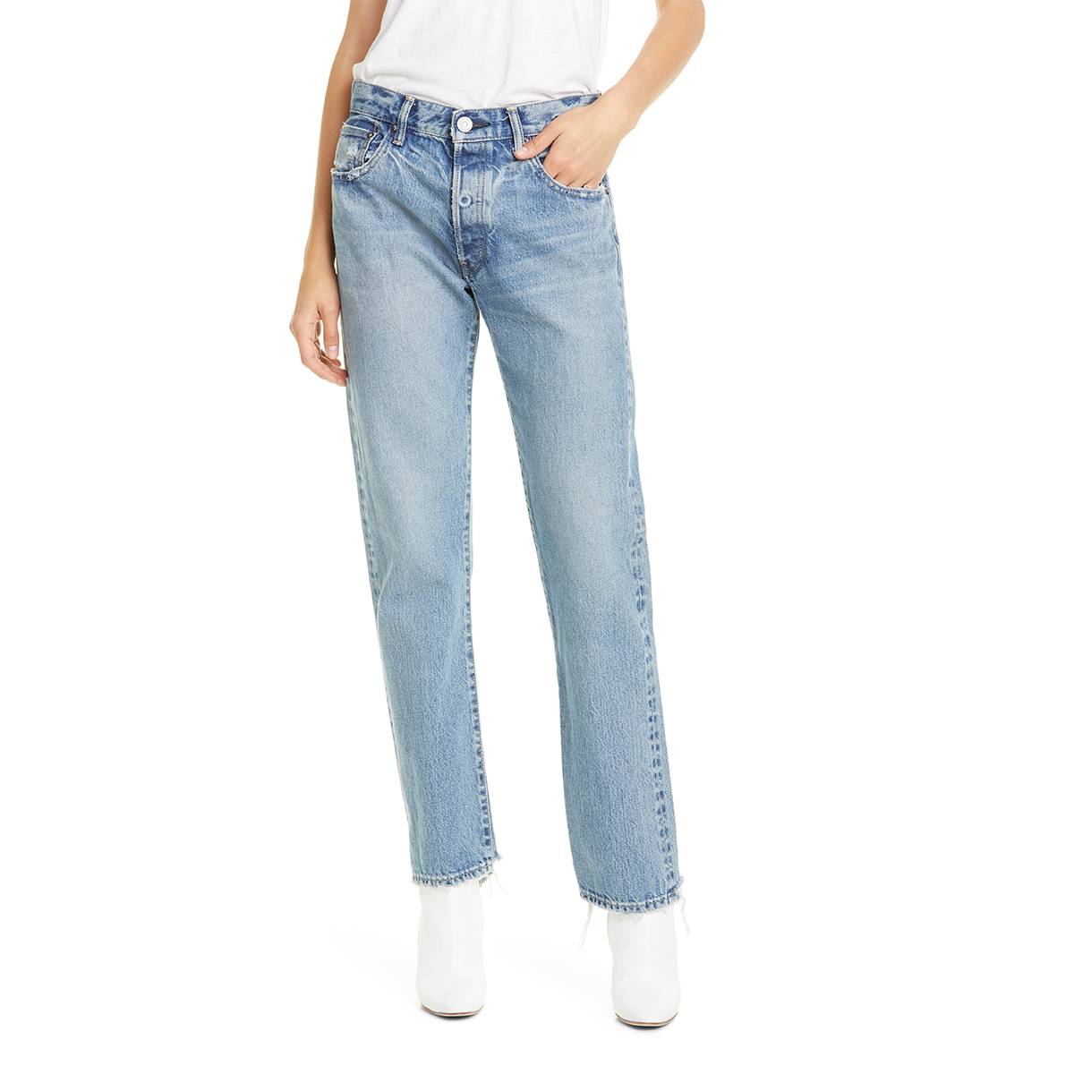 基本上每个名人都穿这条在Nordstrom流行的牛仔裤