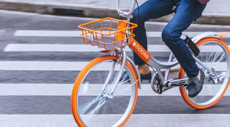 摩拜单车创始人胡玮炜:套现15亿全身而退,烂摊子留给美团王兴