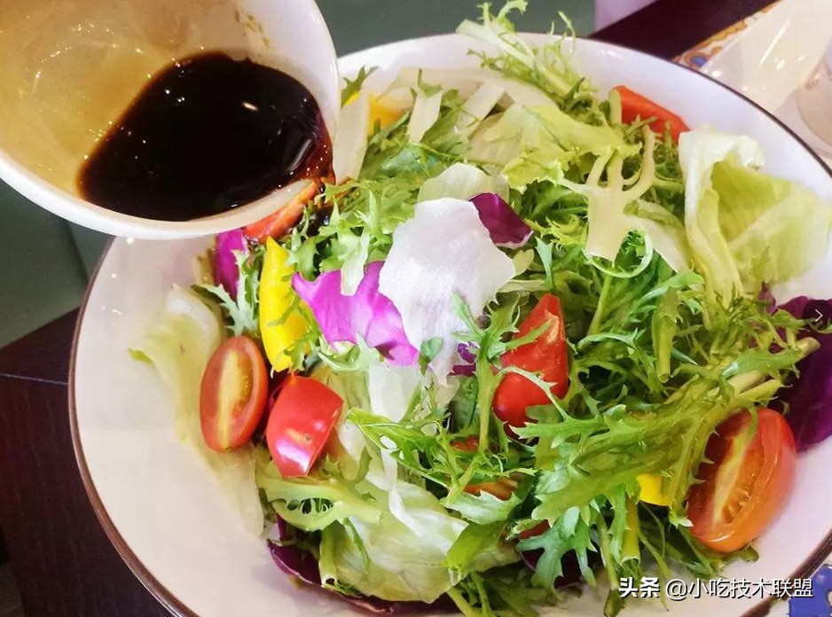 大厨必备50种秘制酱汁配方,46道菜