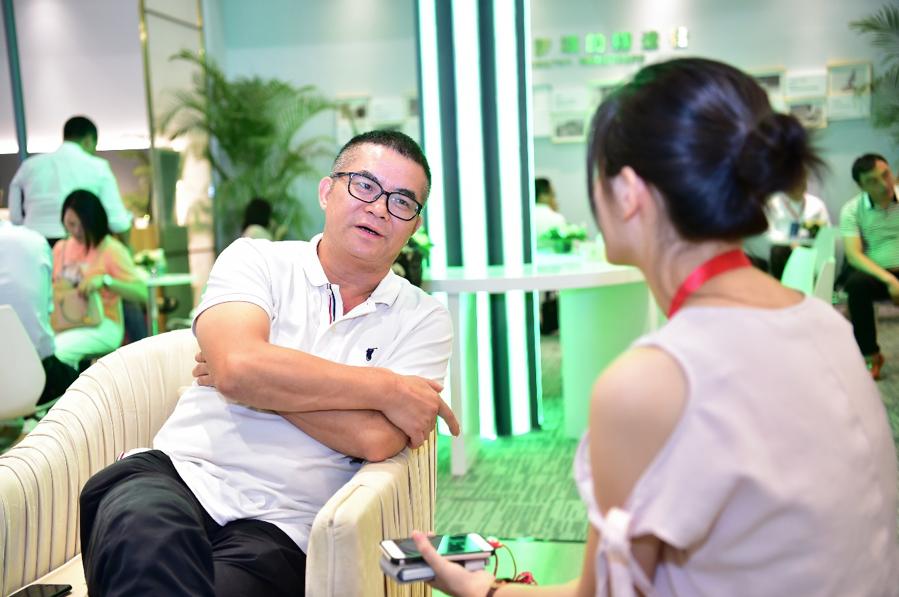 雅兰李四清照片,雅兰李四清