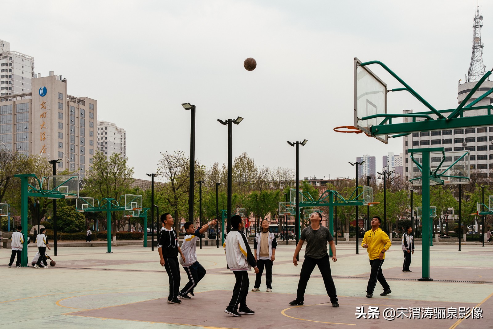 临渭区前进路篮球队,渭南前进路初中优秀学生