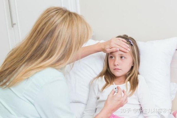 孩子老是发烧怎么办最快最有效,孩子老是发烧怎么办