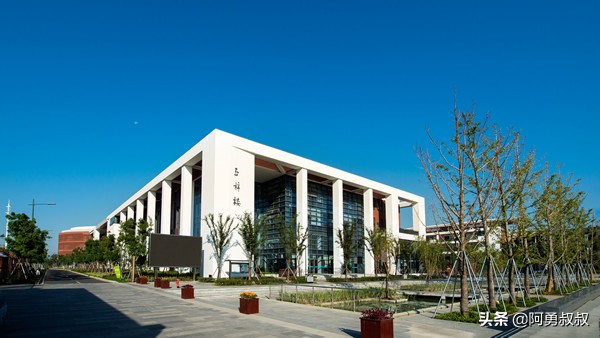 江苏省昆山中学官网,昆山文峰高级中学怎么样