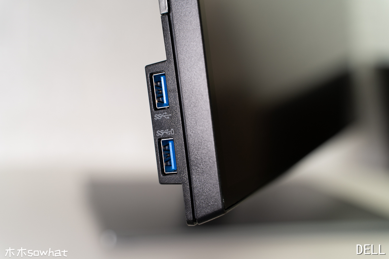 明基2710u显示器,明基显示器2700u与2700q的区别