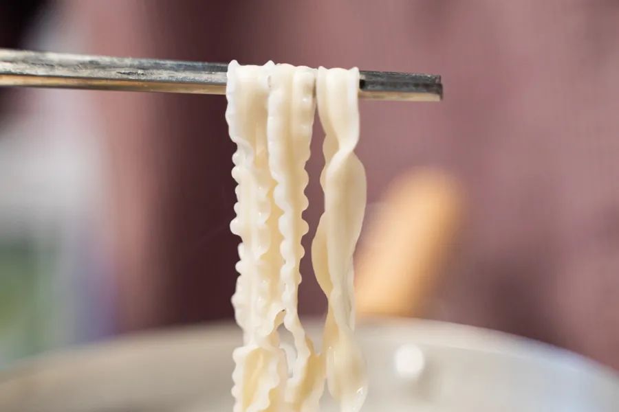 被薇娅直播间榨干零食预算后,写出了这篇测评报告(上)