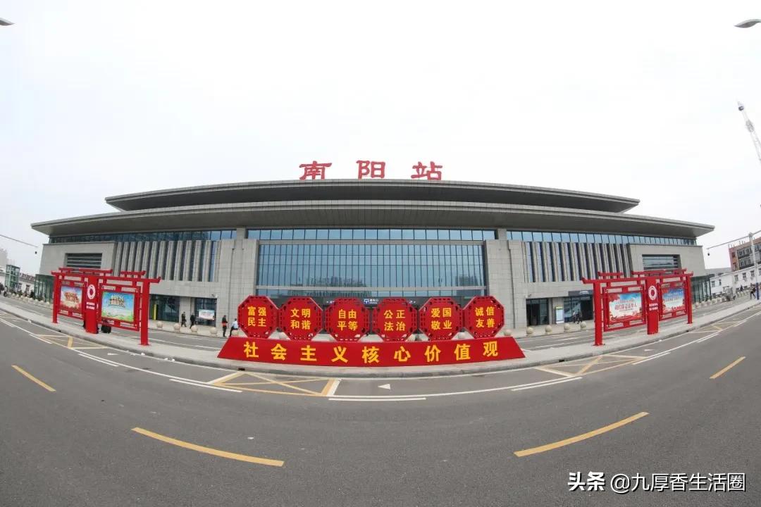 取消纸质火车票还能刷身份证吗,取消纸质火车票什么时候实行