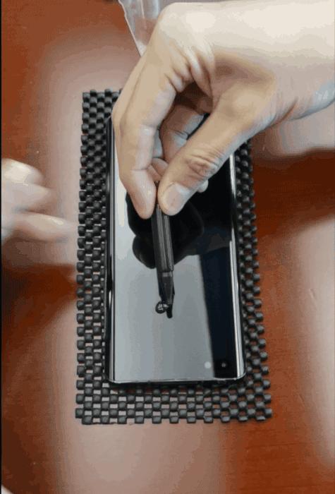 uv胶钢化膜的贴法,钢化膜uv胶使用方法