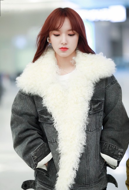 欧阳娜娜程潇齐刘海,程潇和金晨撞衫