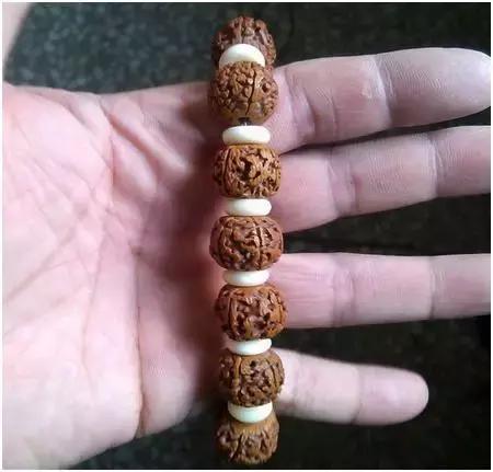 无齿金刚菩提子打磨视频,藏式无齿金刚