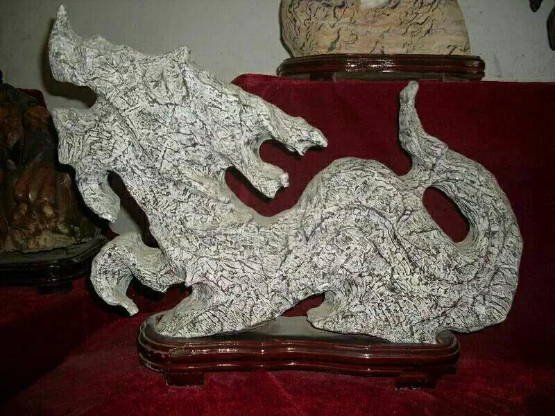 莲花瓣灵璧石作假过程,灵璧石白筋黄筋能作假吗