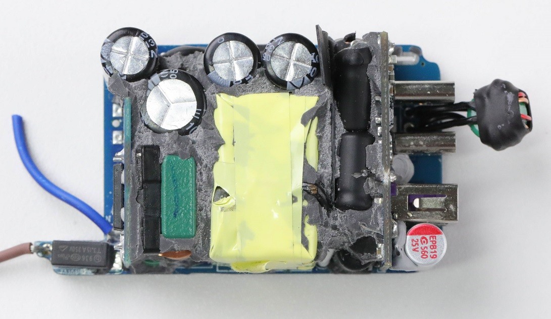 绿联小口红充电器,绿联30瓦充电器测评