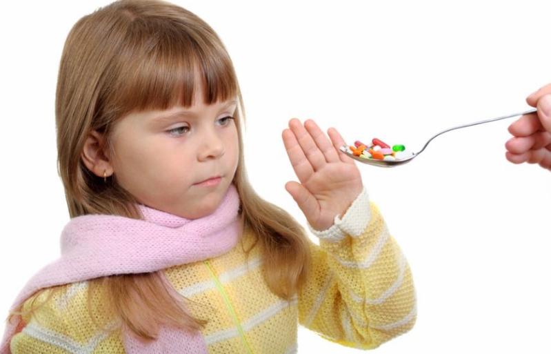 小孩生病不吃药怎么引导,孩子生病不肯打针怎么引导