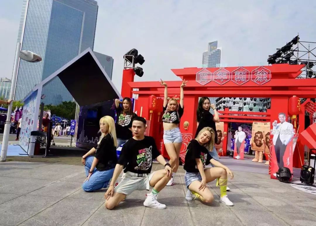 百年糊涂水泥袋有几个版本,潮fun双11