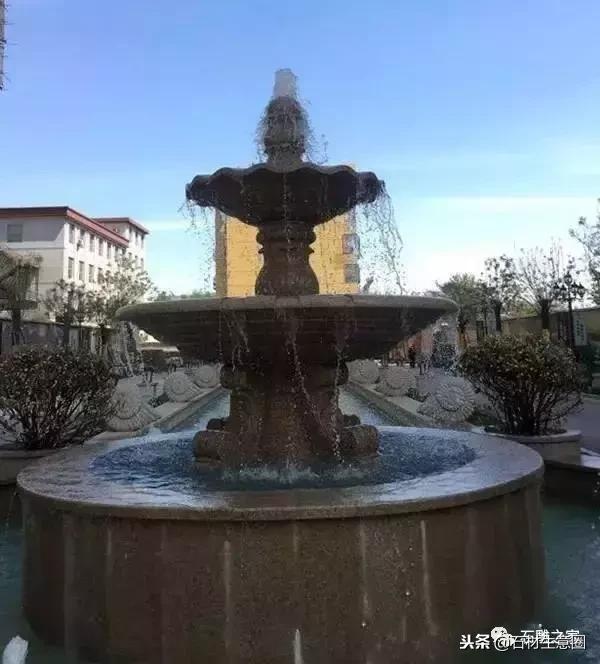 最漂亮的喷泉石雕,精品石雕喷泉花钵设计