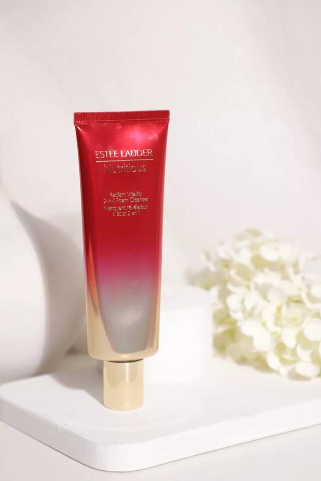 如何选择安全的洗面奶 (洗面奶该怎么选才好)