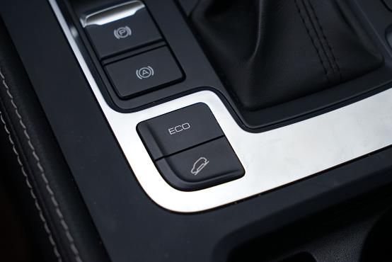 比亚迪唐燃油各种测试,比亚迪唐燃油车加速测试