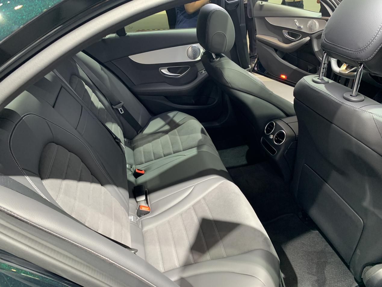 1.5T就卖30万,割韭菜还得是奔驰C级,评测C260