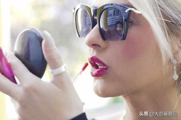 嘴巴不好看怎么画口红,地包天怎么画口红好看