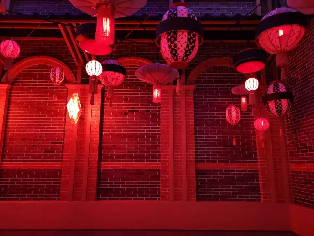 大饼的穿搭,大饼脸女生穿搭