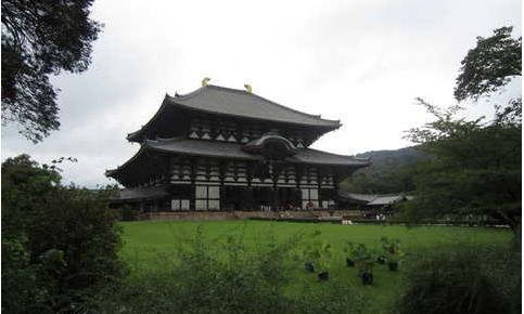 作为东亚地区都城的最原始形态，邺城如何影响东亚都城的设计布局