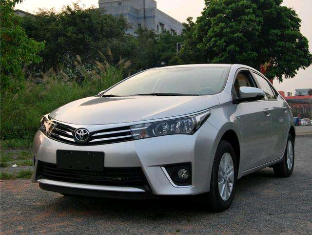 新款卡罗拉轮胎开裂,卡罗拉2018年轮胎侧面很多小裂纹