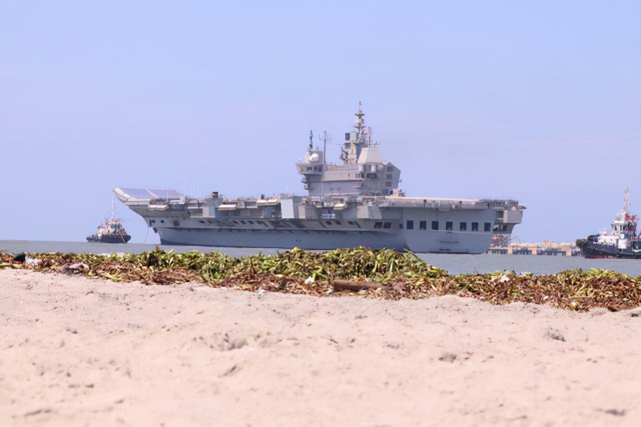 印度航母首次海试,印度国产航母海试视频