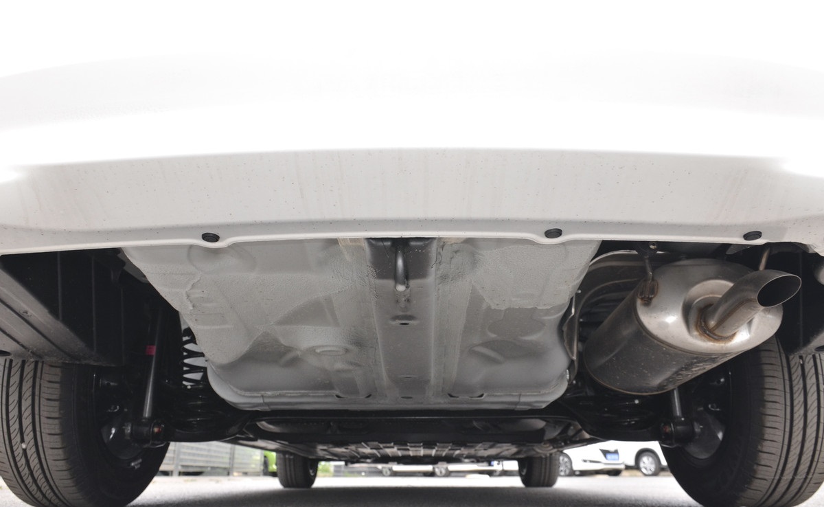 飞度三厢版价格,飞度地球梦1.592还是95