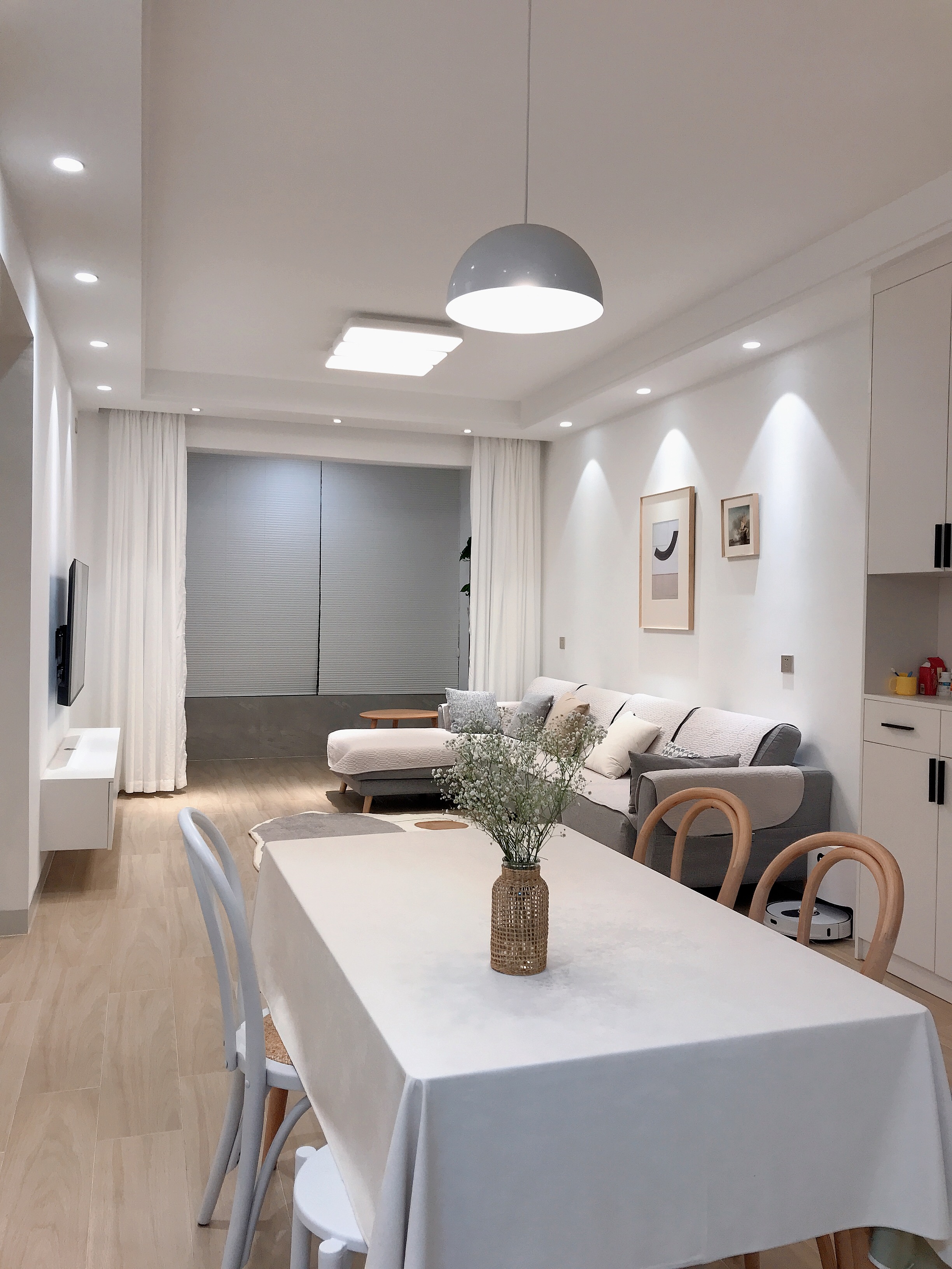 客厅飘窗窗帘怎么装好看又实用,农村客厅装什么大灯好看又实用