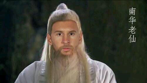 一个喜欢足球的体育老师,我有一个特别喜欢的老师