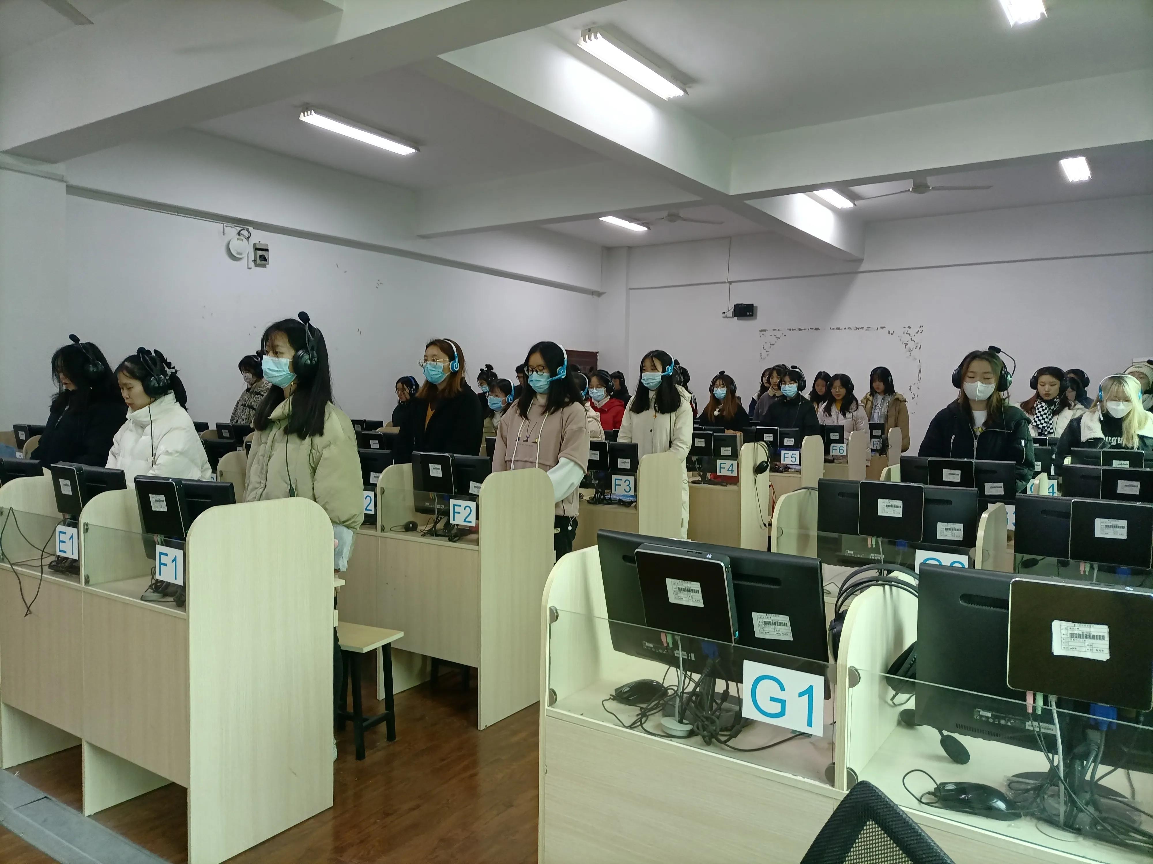 网购便利时代2020级汉师18班团支部与你共学“拒绝网贷理性消费”