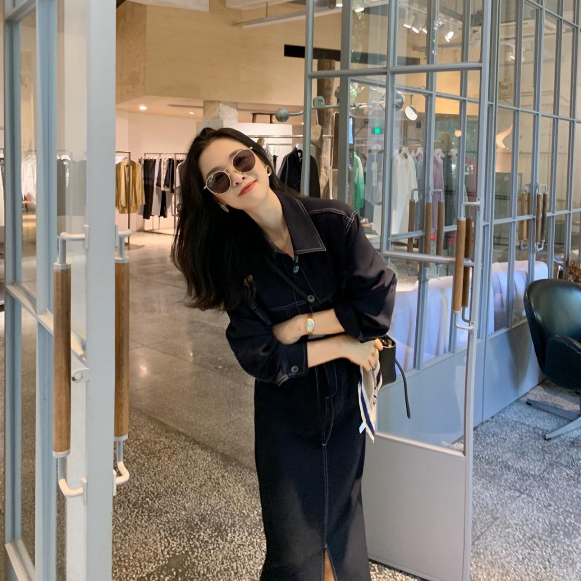 牛仔外套的n种搭配百搭又时髦,很潮的牛仔外套搭什么裤子好看