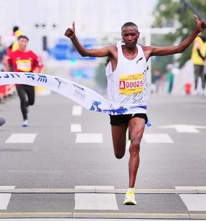 李宁运动鞋在国产排第几,国货运动鞋销量暴涨