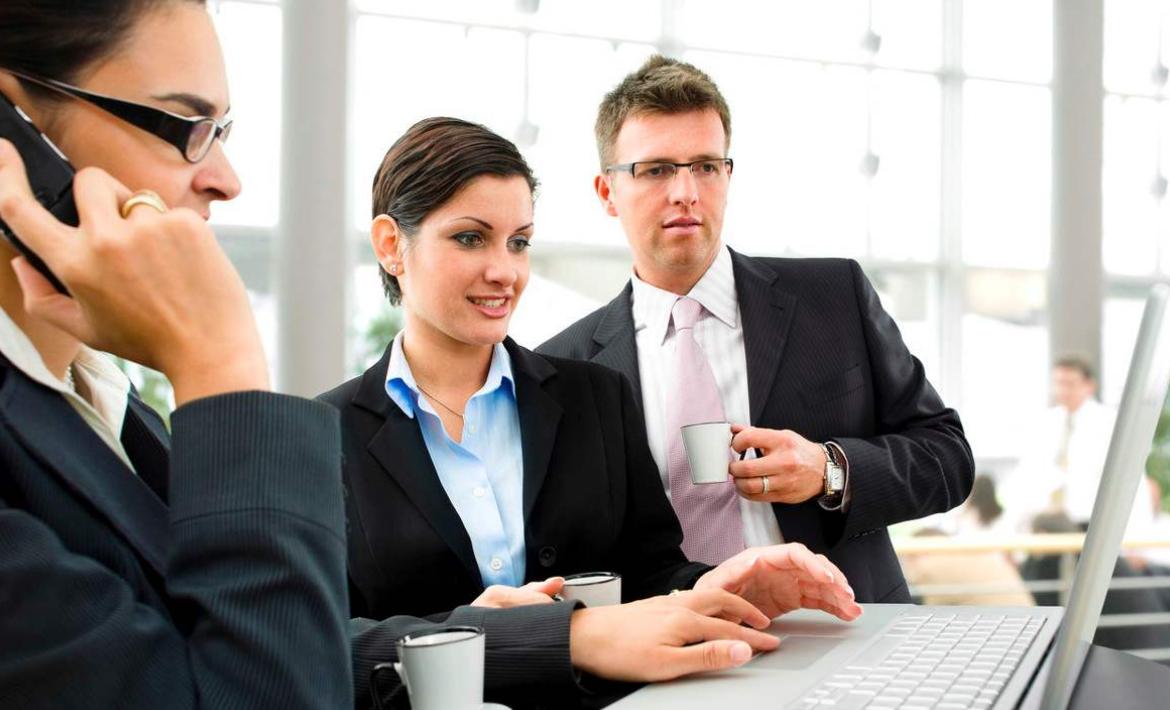 同事欠我1000块不还可以告他吗,同事欠我3000元不还钱怎么办