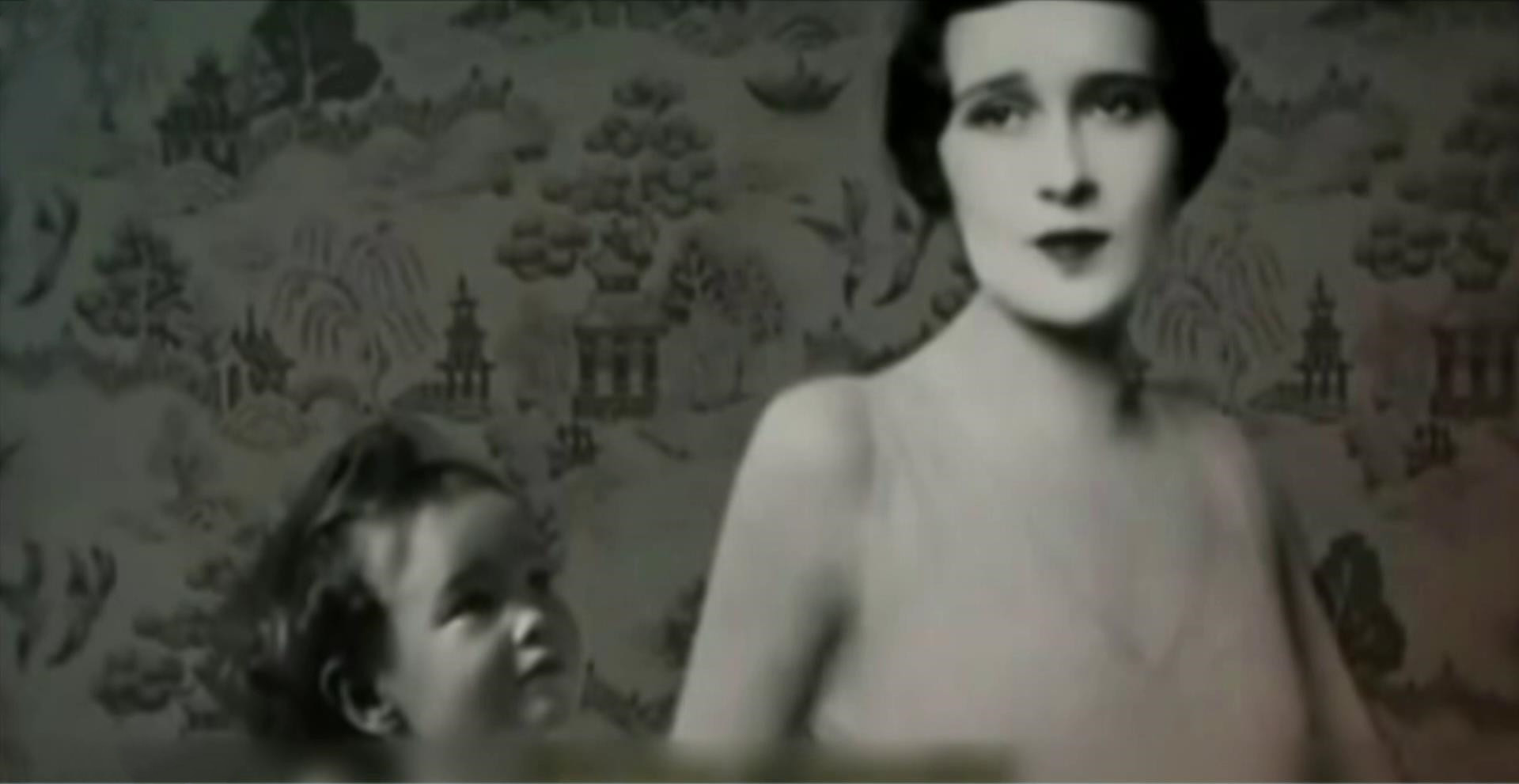 美国末代名媛曲折而闪耀的人生路