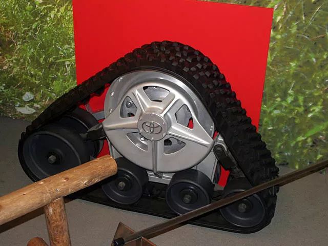 摇滚牛头—9款丰田怪车拾趣