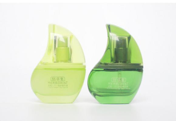 佰草集太极日月焕颜精华,佰草集鎏金焕颜太极日月精华乳